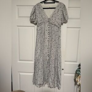 In Loom White and Black Floral Button-Front Midi Dress